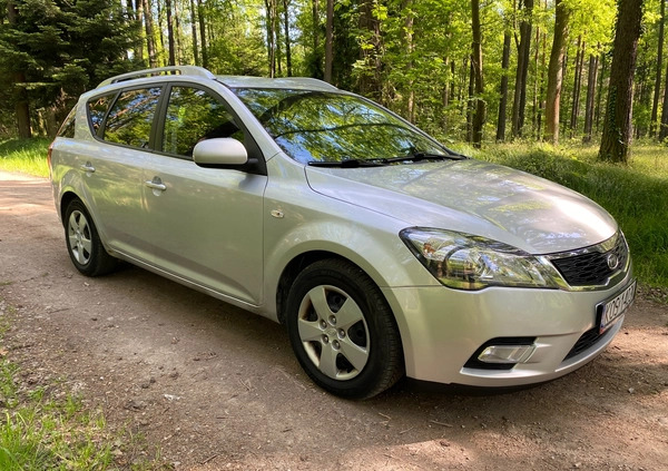 Kia Ceed cena 9900 przebieg: 259000, rok produkcji 2010 z Kęty małe 121